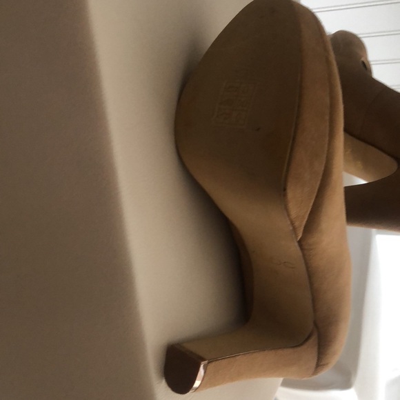 Aldo suede Shoes 4.5” heel like new worn twice, genuine leather - Picture 3 of 5